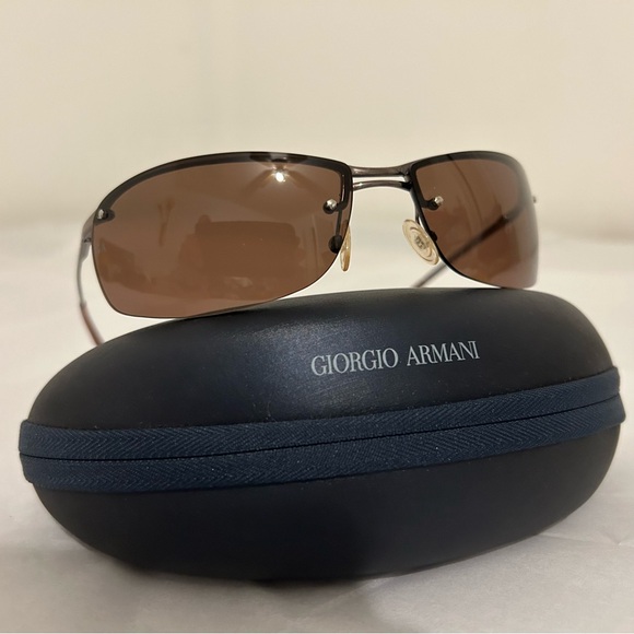 Giorgio Armani Sunglasses - Picture 13 of 17